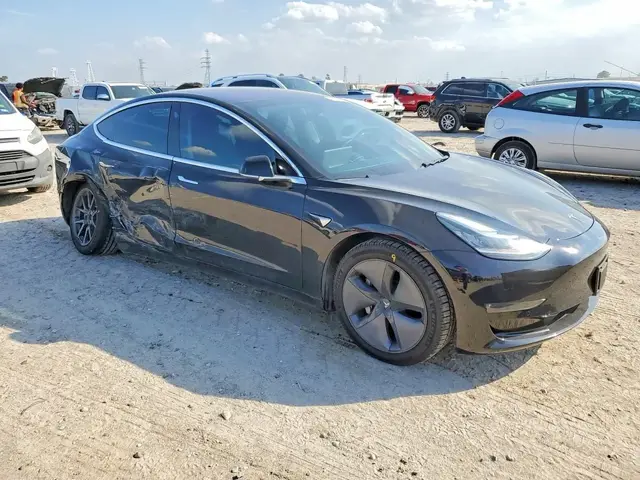 TESLA MODEL 3 2018