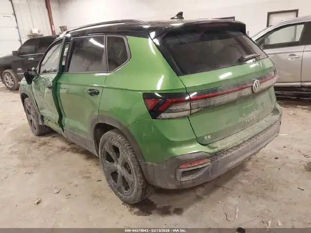 VOLKSWAGEN TAOS 2025