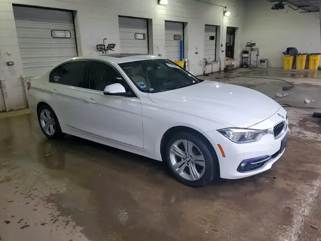 BMW 330 XI 2 2017