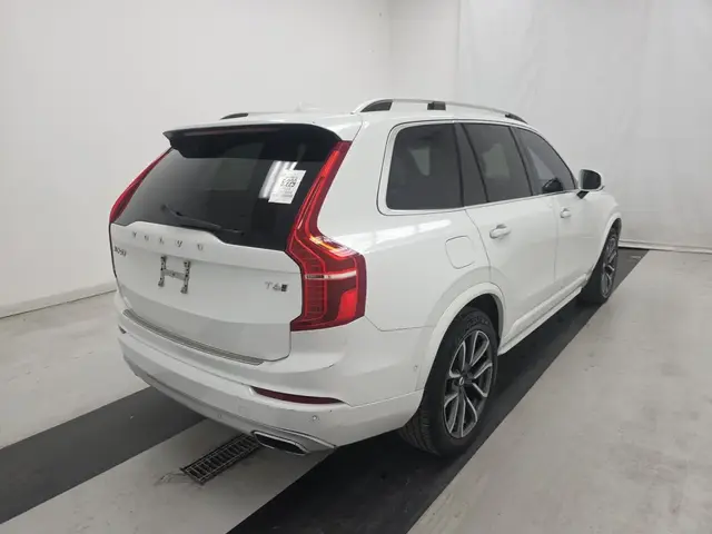 VOLVO XC90 T6 MOMENTUM 2018