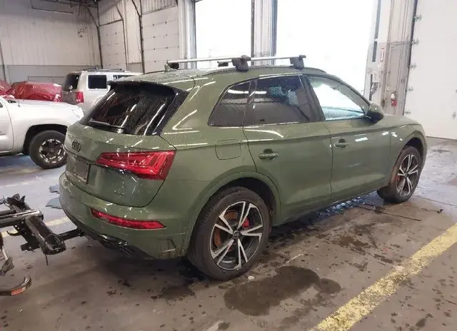 AUDI Q5 2025