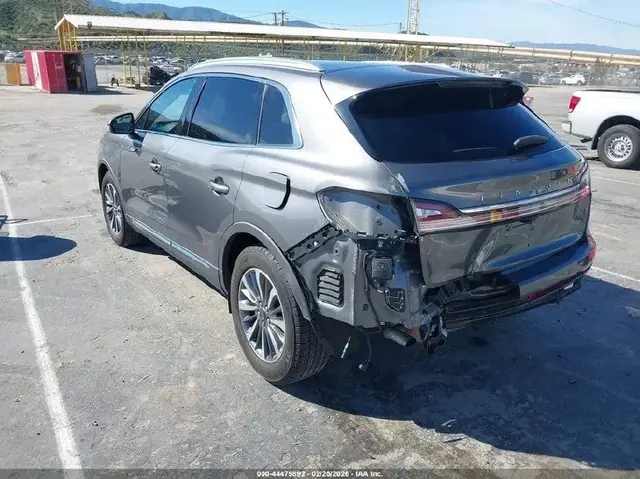 LINCOLN NAUTILUS STANDARD 2022