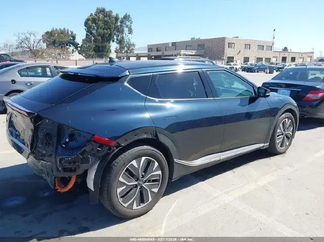 KIA EV6 LIGHT LONG RANGE 2024