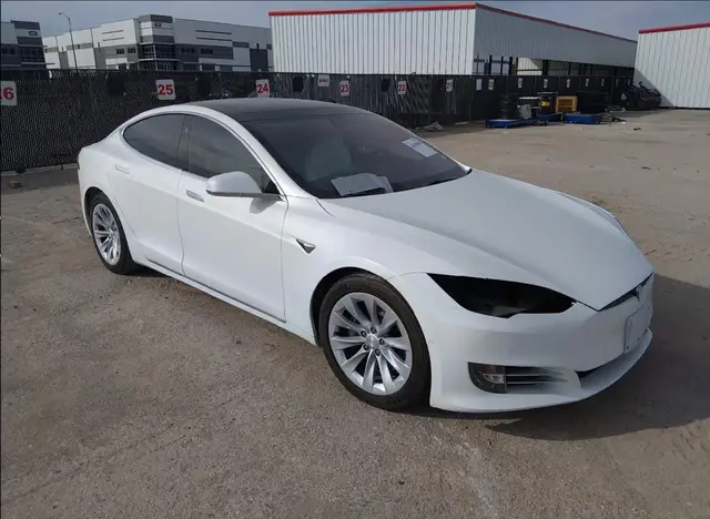 TESLA MODEL S 90D 2017