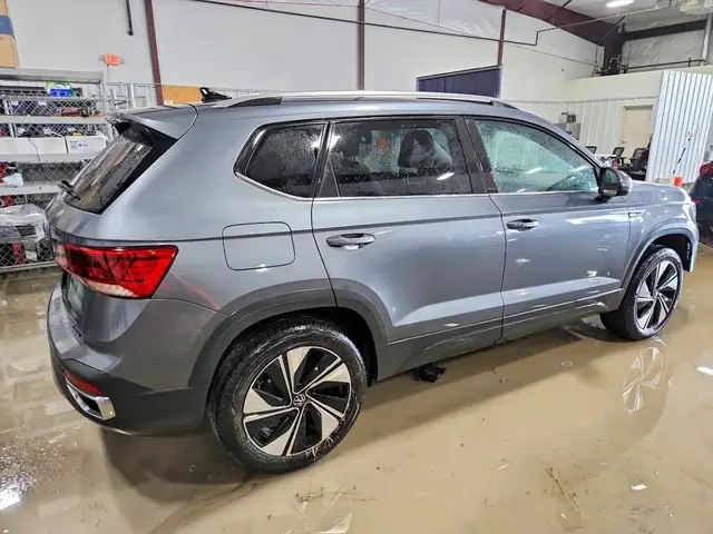 VOLKSWAGEN TAOS SE 2023