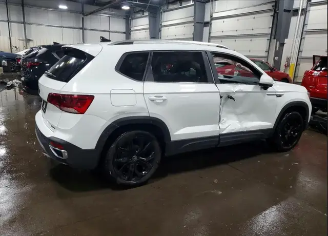 VOLKSWAGEN TAOS 2022