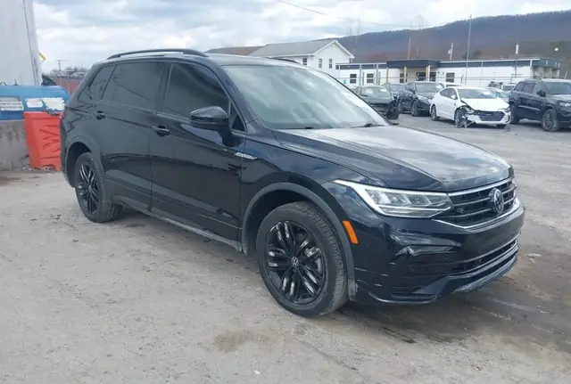 VOLKSWAGEN TIGUAN SE R-LINE BLACK 2022