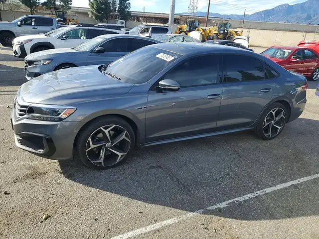 VOLKSWAGEN PASSAT R-LINE 2020