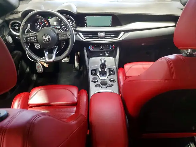 ALFA ROMEO STELVIO TI 2023