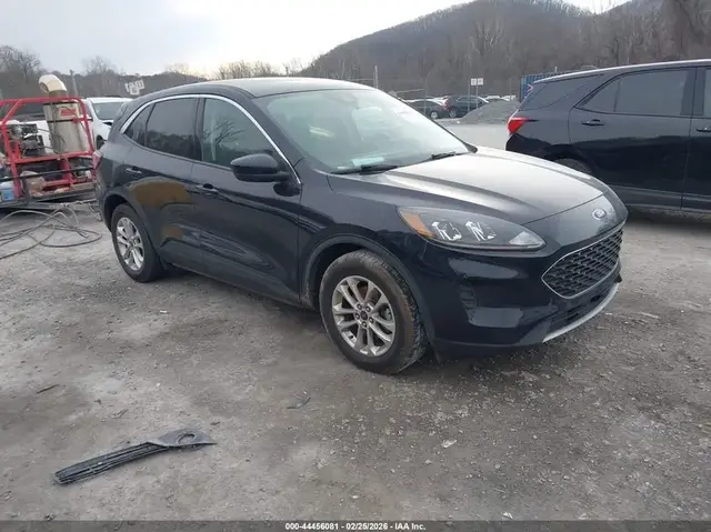 FORD ESCAPE SE 2021