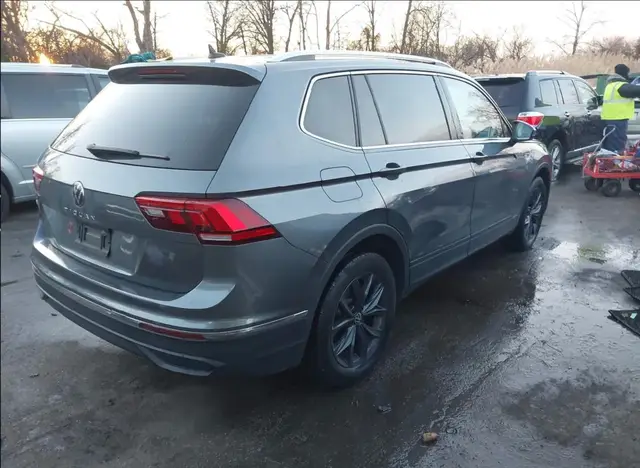 VOLKSWAGEN TIGUAN 2022