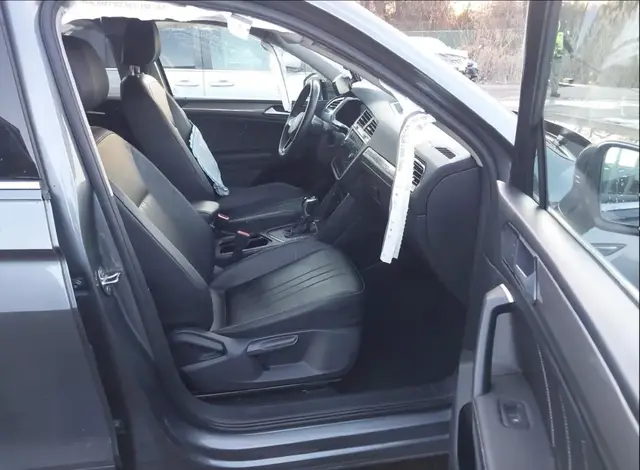 VOLKSWAGEN TIGUAN 2022