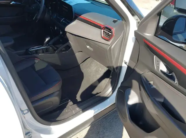 CHEVROLET TRAILBLAZER FWD RS 1 2024