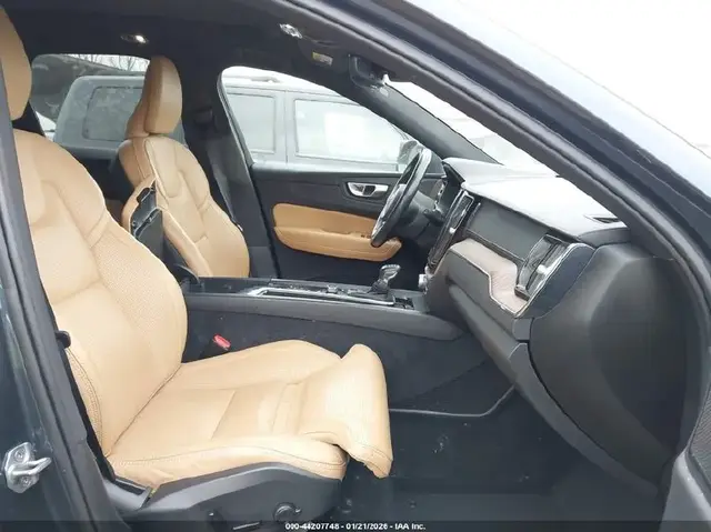 VOLVO XC60 T6 INSCRIPTION 2021