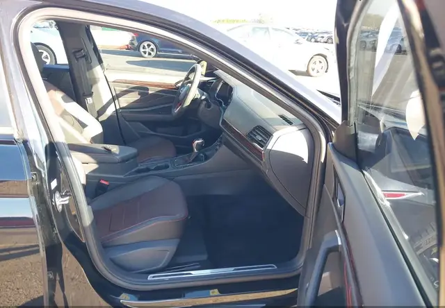 VOLKSWAGEN JETTA GLI AUTOBAHN 2022