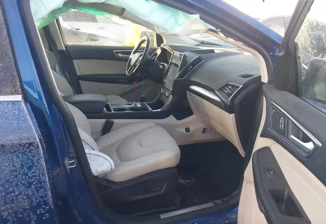 FORD EDGE TITANIUM 2023