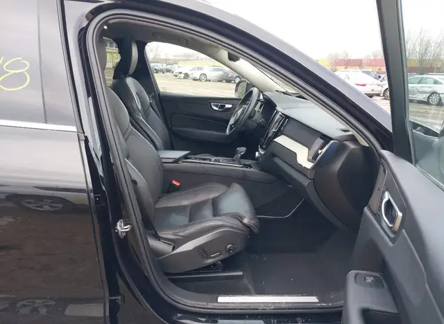 VOLVO XC60 T5 INSCRIPTION 2021