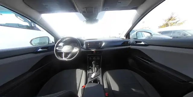 VOLKSWAGEN TAOS SE 2024