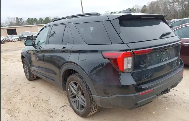 FORD EXPLORER ST-LINE 2025