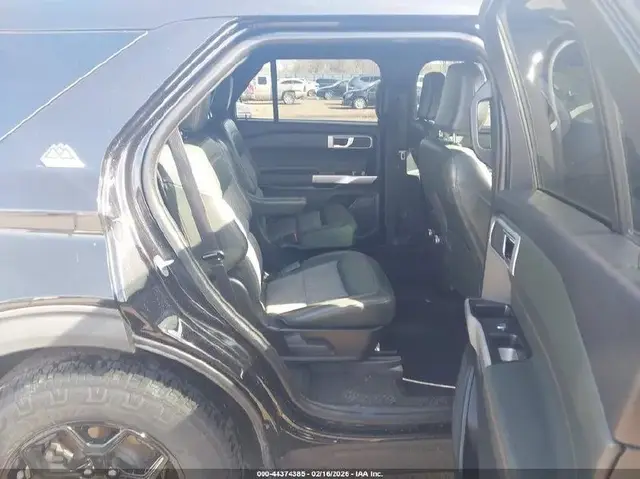 FORD EXPLORER TIMBERLINE 2023