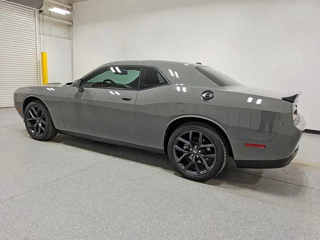 DODGE CHALLENGER SXT 2023