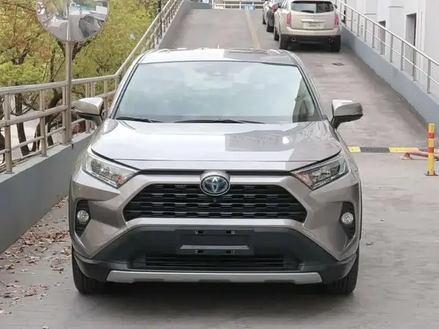 TOYOTA RAV4 2021