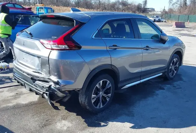 MITSUBISHI ECLIPSE CROSS SE 1 2022