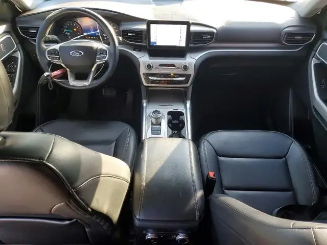 FORD EXPLORER XLT 2 2022