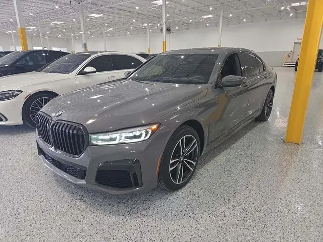 BMW 750I M SPORT LINE 2022
