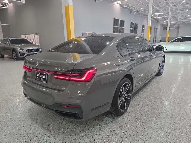 BMW 750I M SPORT LINE 2022