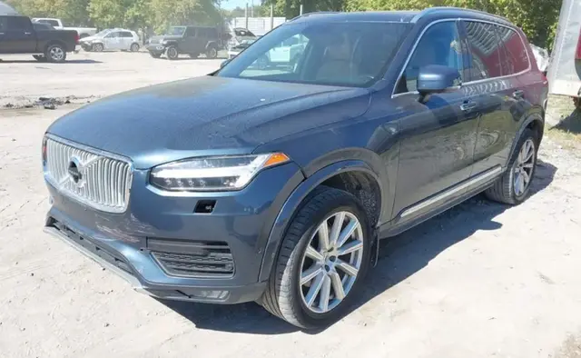 VOLVO XC90 T6 2018