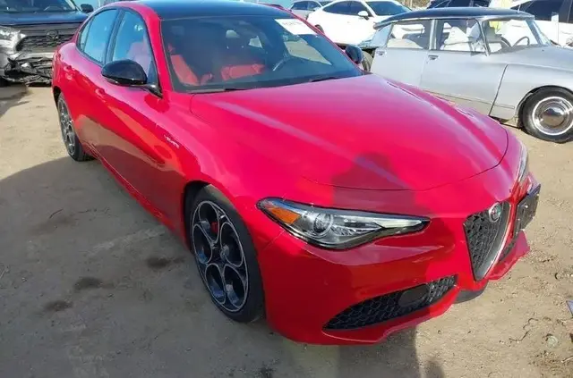 ALFA ROMEO GIULIA VELOCE RWD 2023