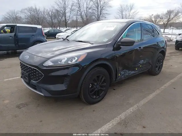 FORD ESCAPE SE 2022