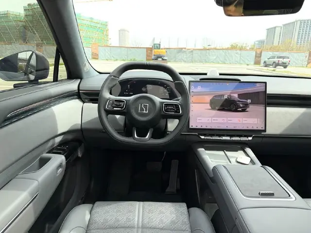 ZEEKR 7X 100KWH LONG-RANGE 4WD 2025