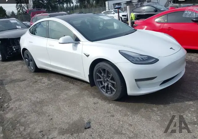 TESLA MODEL 3 MID RANGE 2019