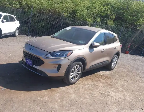 FORD ESCAPE SE 2021