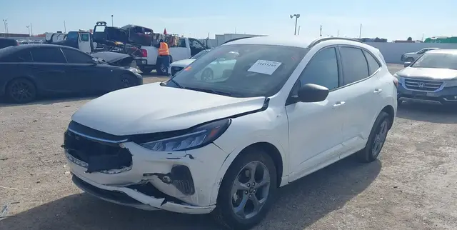 FORD ESCAPE ST-LINE 2023