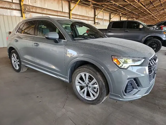 AUDI Q3 PREMIUM S LINE 2023