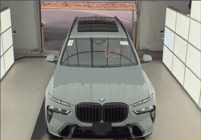 BMW X7 SPORTS ACTIVITY VEHICLE 2023