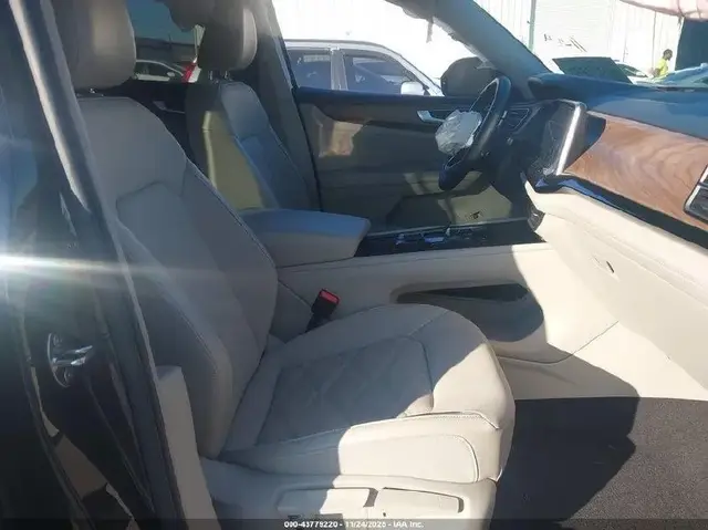 VOLKSWAGEN ATLAS 2024