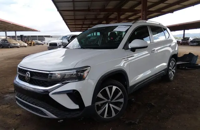 VOLKSWAGEN TAOS SE 2022