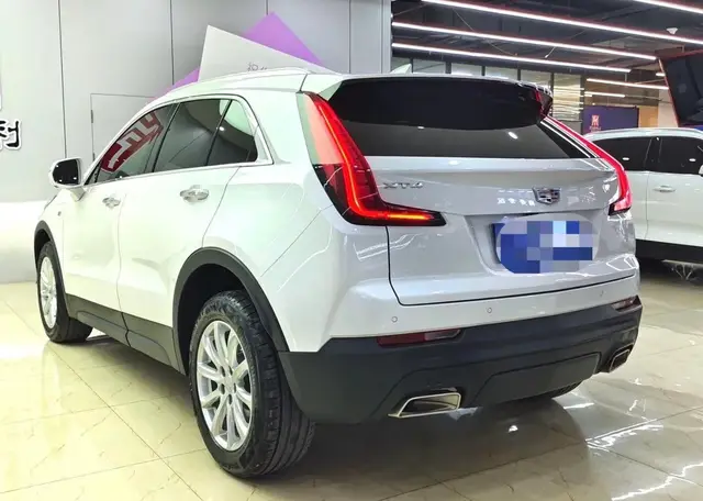 CADILLAC XT4 LUXURY 2022