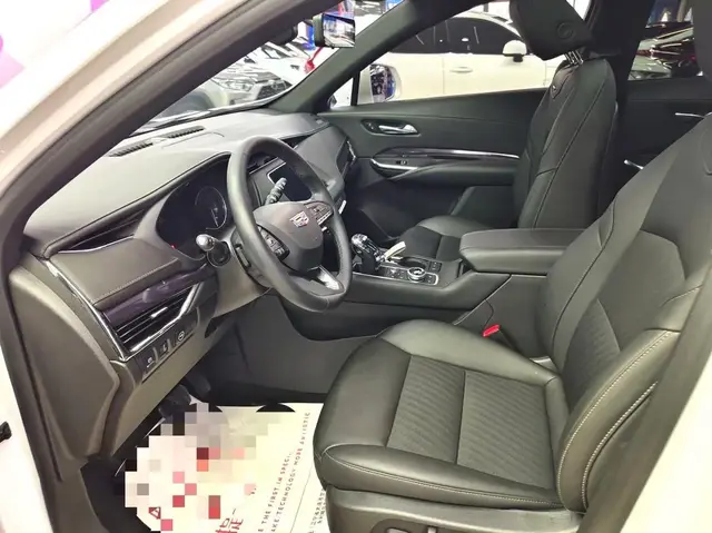 CADILLAC XT4 LUXURY 2022