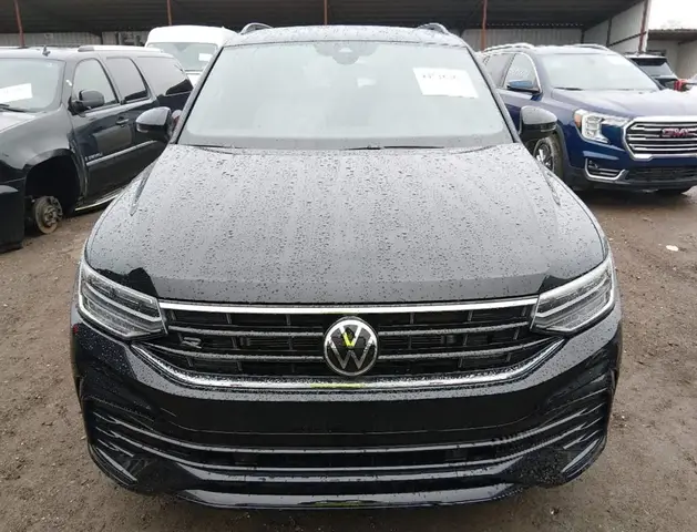 VOLKSWAGEN TIGUAN 2022
