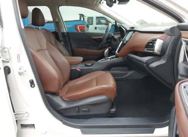 SUBARU OUTBACK TOURING 2023