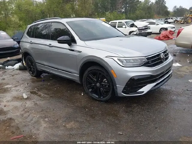VOLKSWAGEN TIGUAN 2022