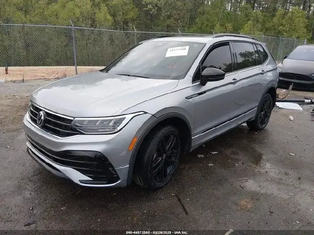 VOLKSWAGEN TIGUAN 2022