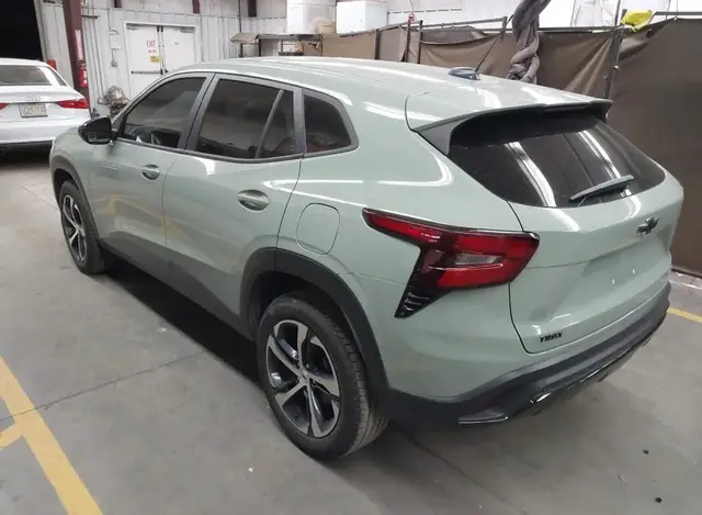 CHEVROLET TRAX FWD 1RS 1 2024