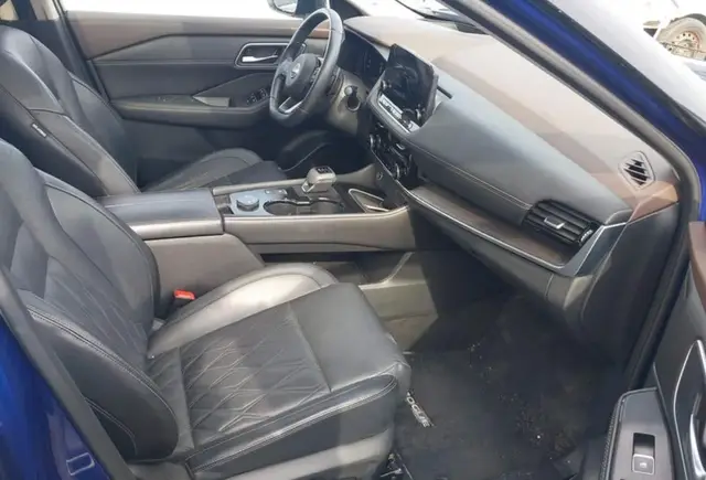 NISSAN ROGUE PLATINUM 2022