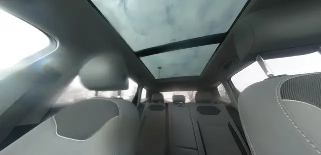 VOLKSWAGEN TAOS SE 2023